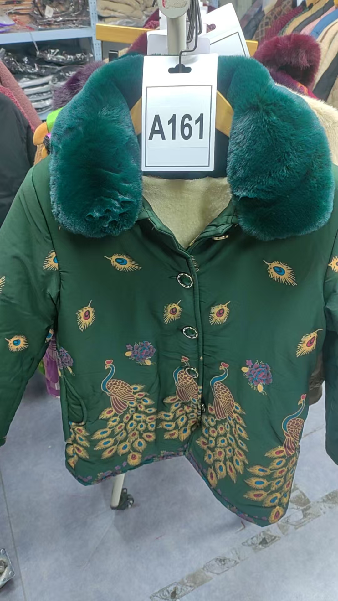 A161中老年女装常规款宽松型短款