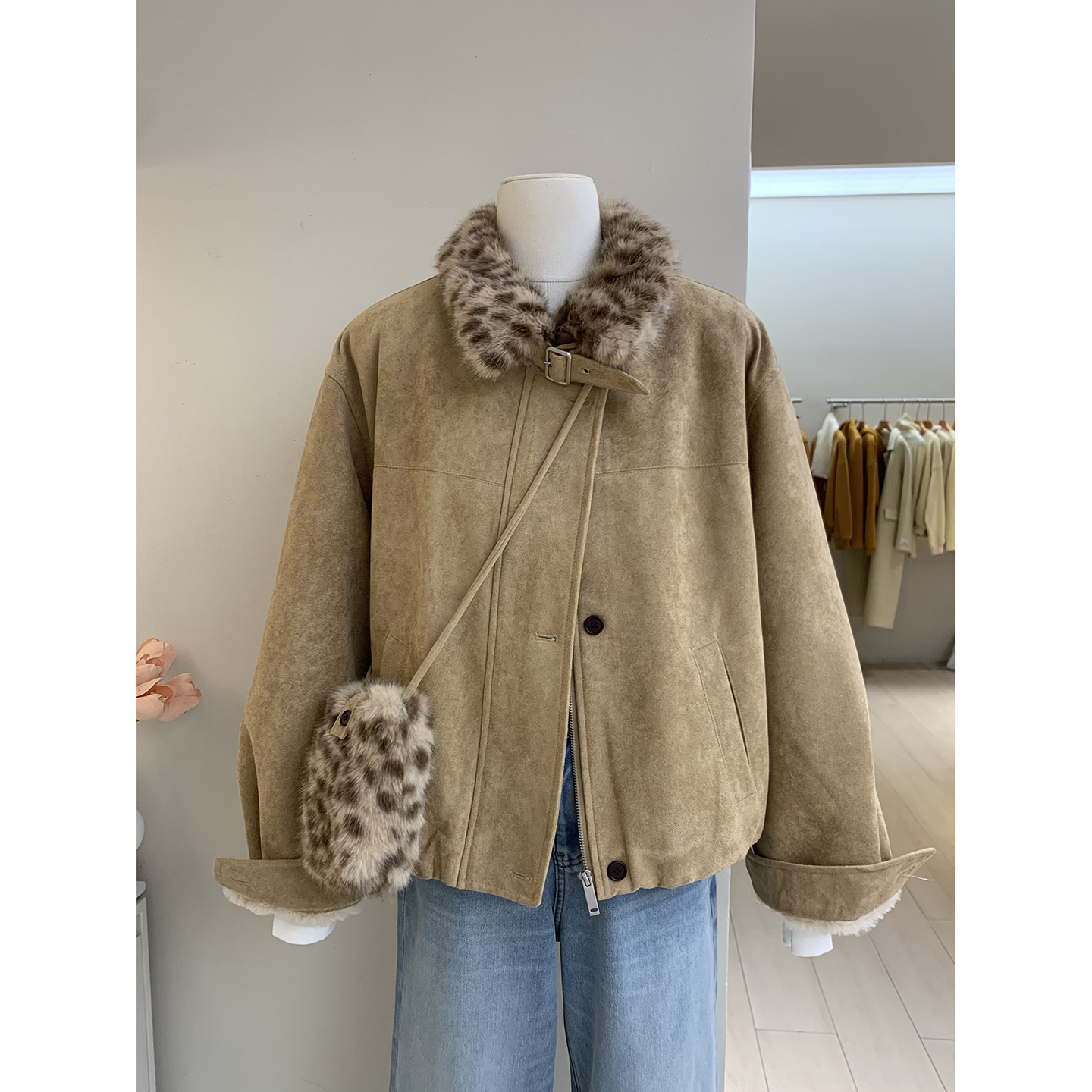 都市栗人豹纹毛领麂皮外套经典皮毛一体软糯加绒保暖短外套配包包