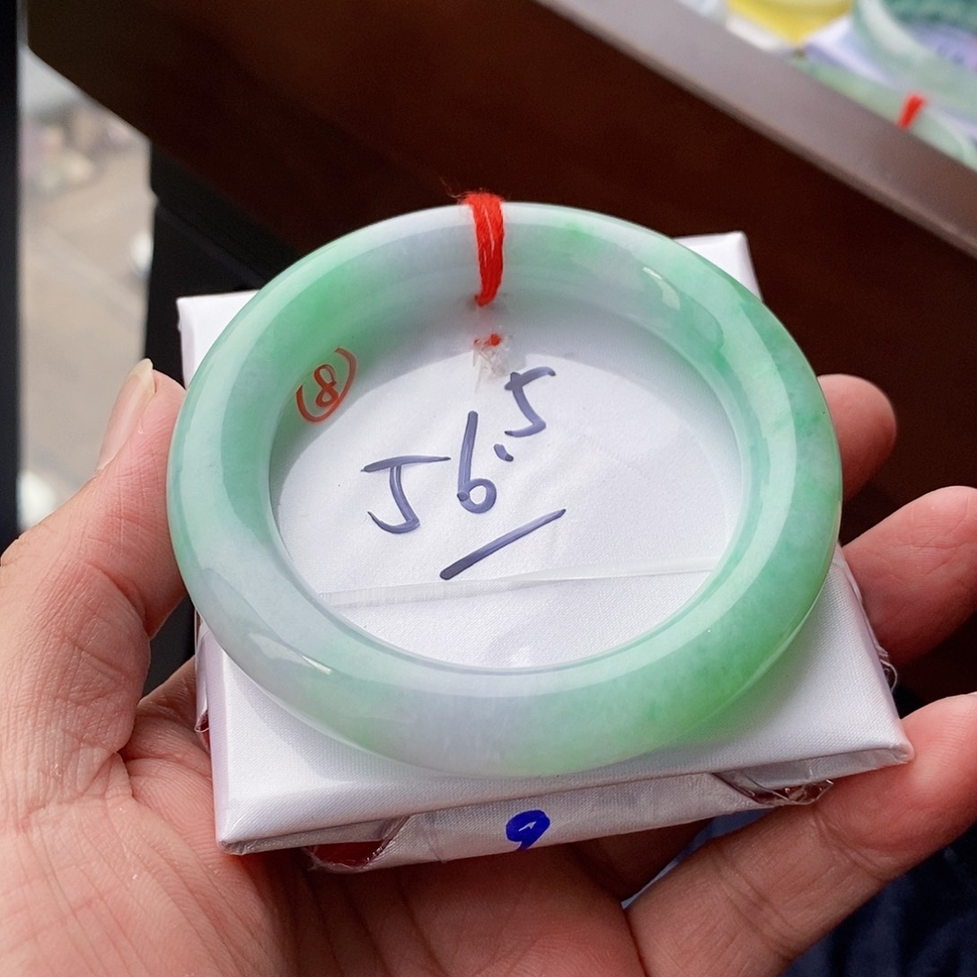 翡翠未镶嵌手镯8号链接