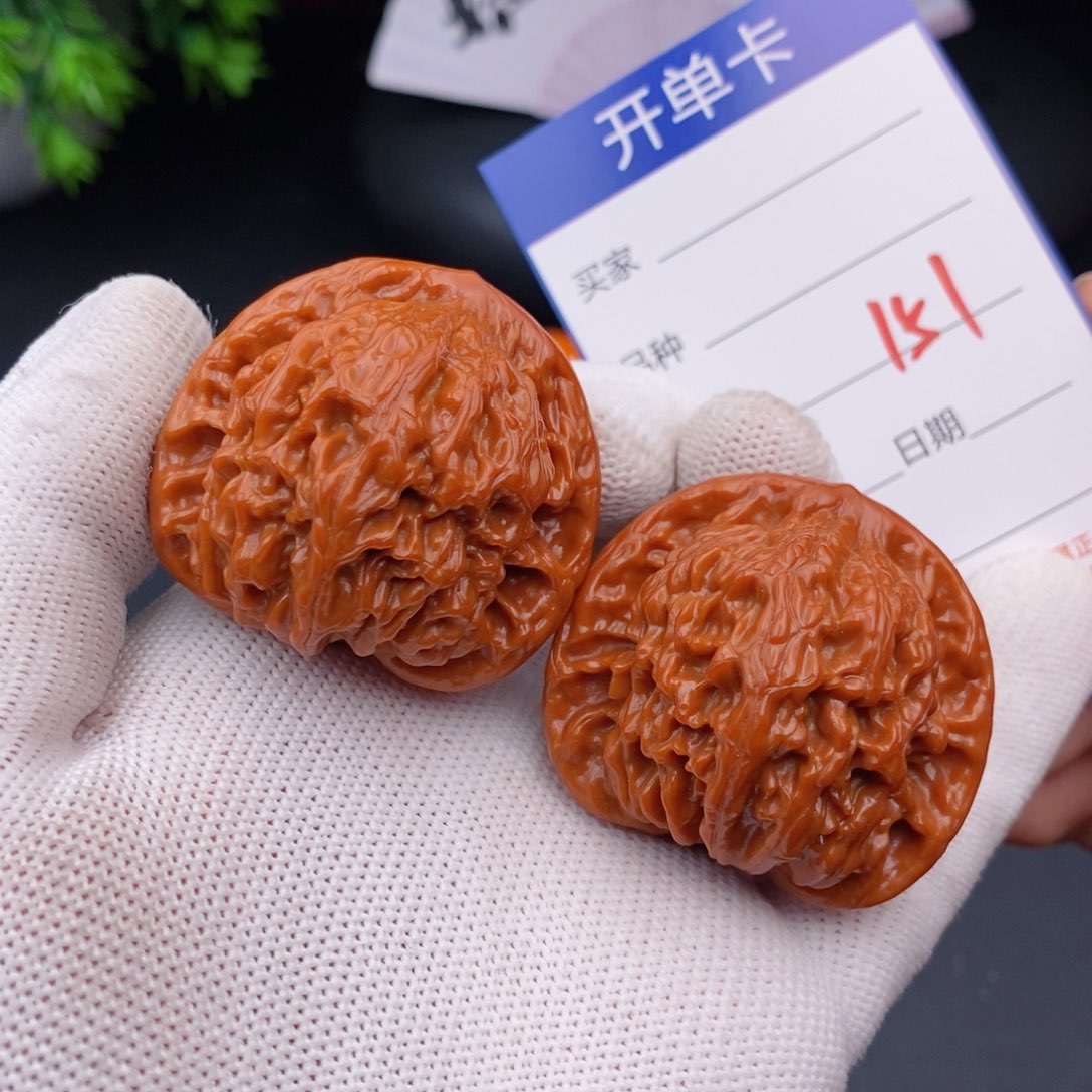 文玩核桃把件41红狮子151