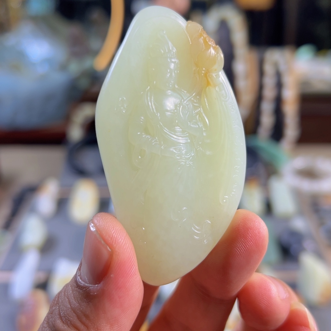 和田玉颈饰未镶嵌