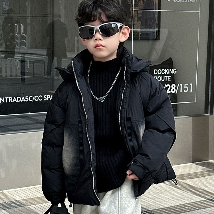 涵芽-妞妞牛牛 HY24160款牛仔相拼羽绒服