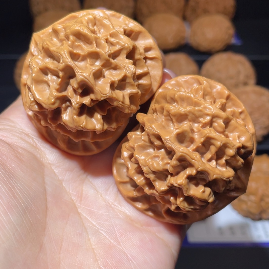 文玩核桃把件51帝王