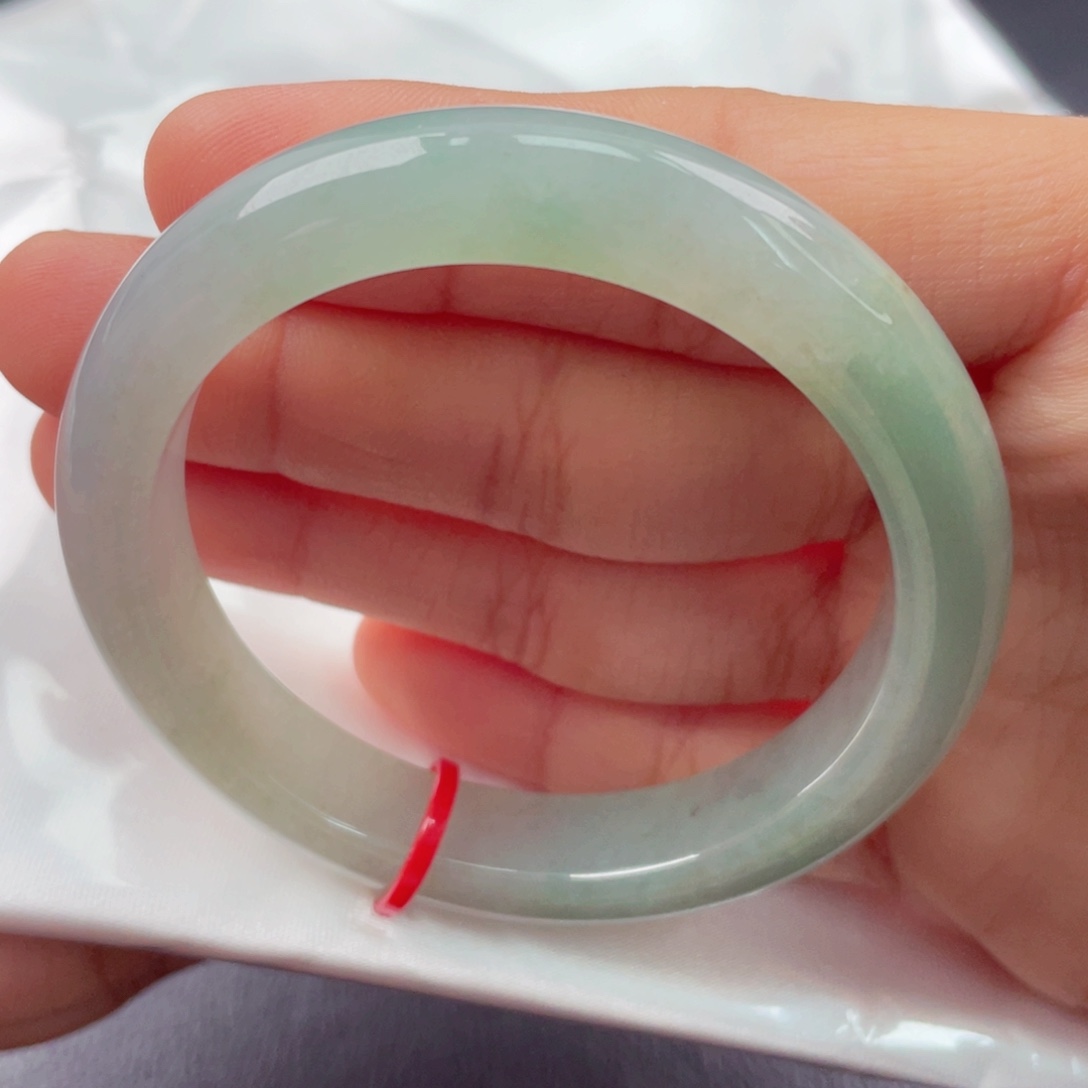 翡翠未镶嵌手镯5051正圈