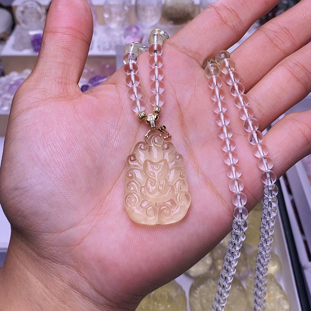 水晶颈饰未镶嵌黄水九尾狐吊坠 送链子