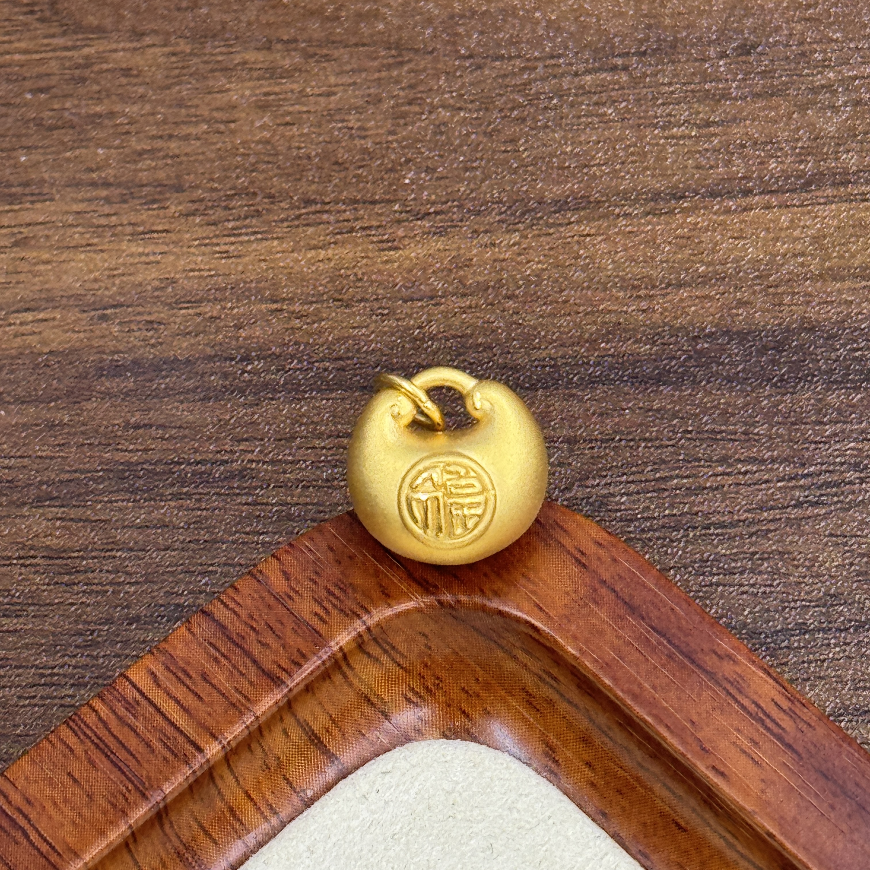 顺鑫黄金足金999带环胖福DP2291-01680