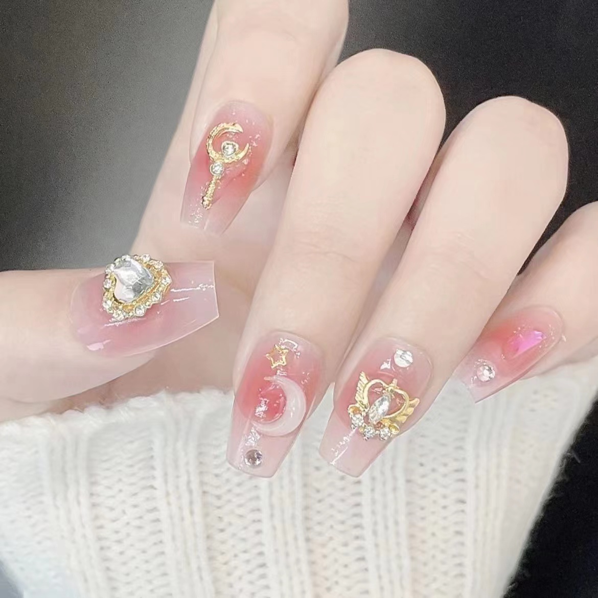 【配固态胶+烤灯】27#魔法棒水冰月甜心穿戴甲显白高级感气质美甲片