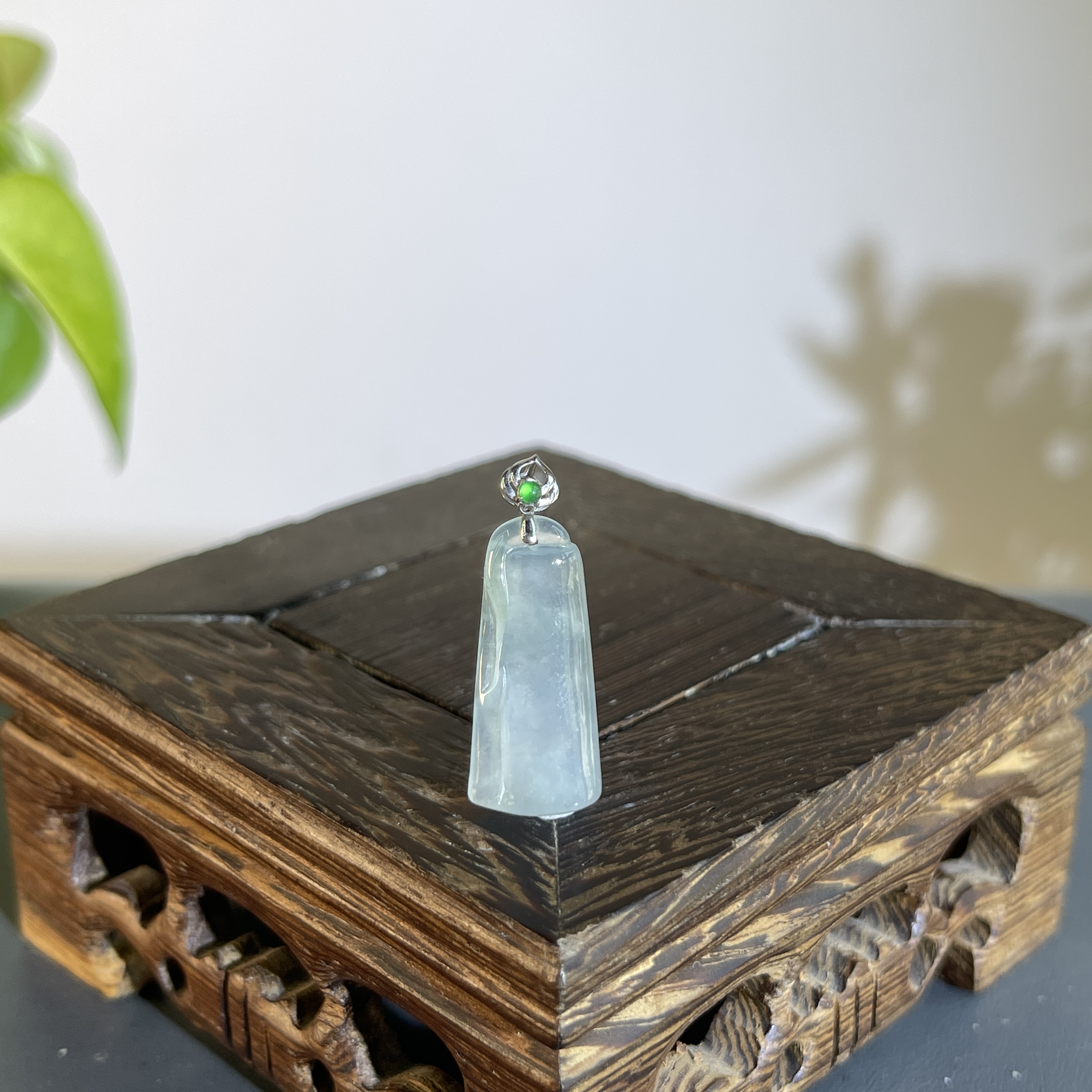 JTW23-34  天然缅甸A货翡翠  18K扣节节高升