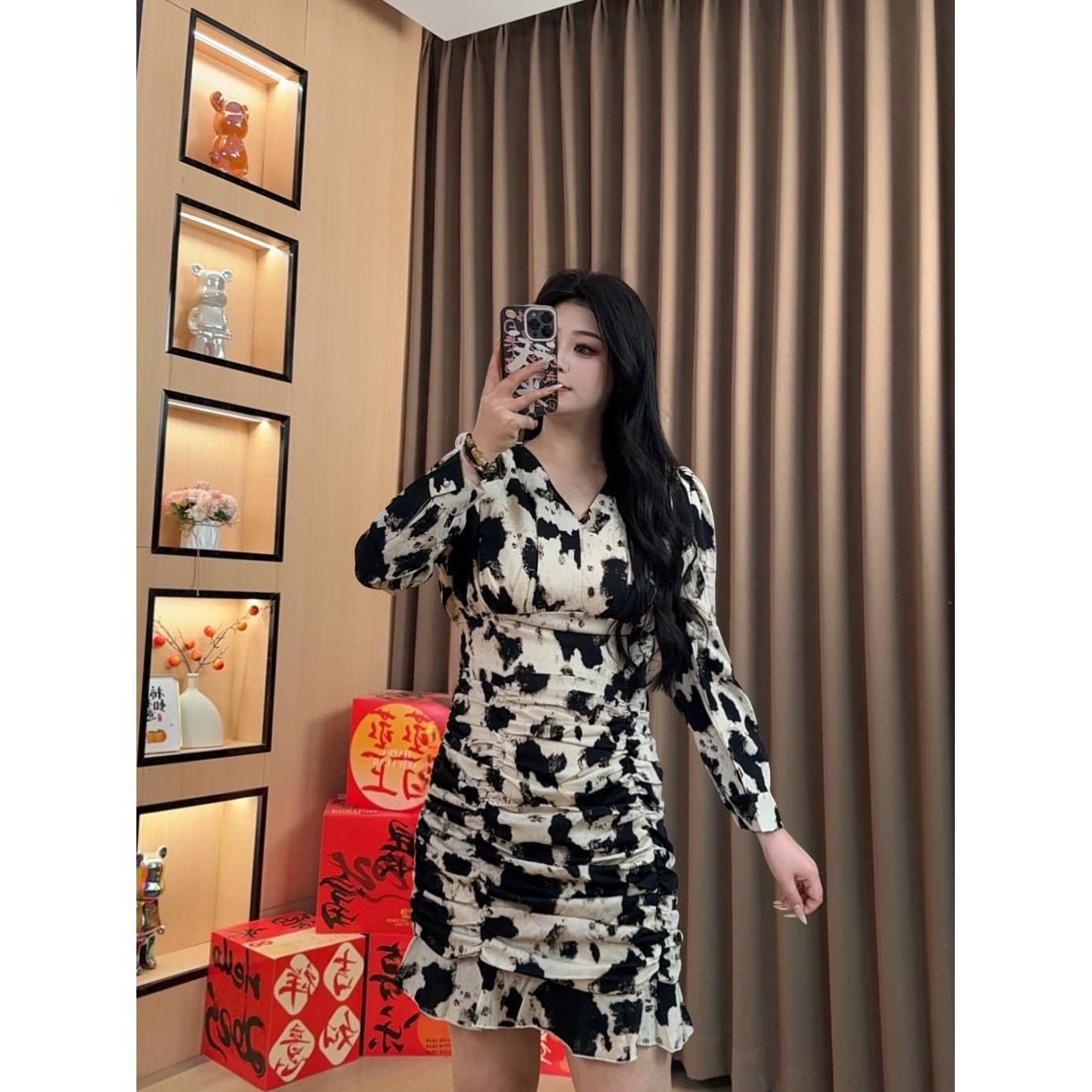 胖mm微胖定制【莉莉格林】新款长袖遮肉显瘦赫本风收腰连衣裙WT350