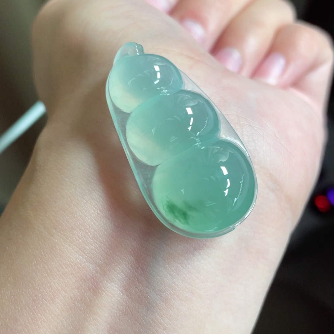 颈饰未镶嵌翡翠福豆