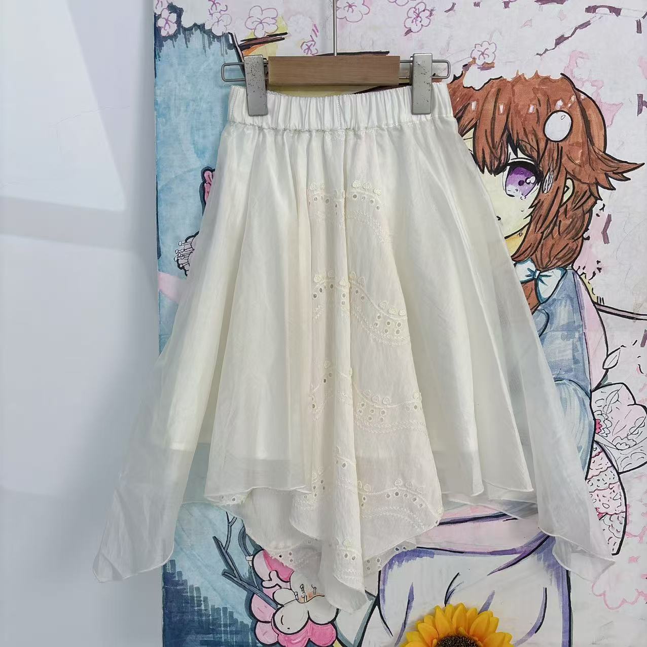 547新款时尚浅杏色梭织半裙