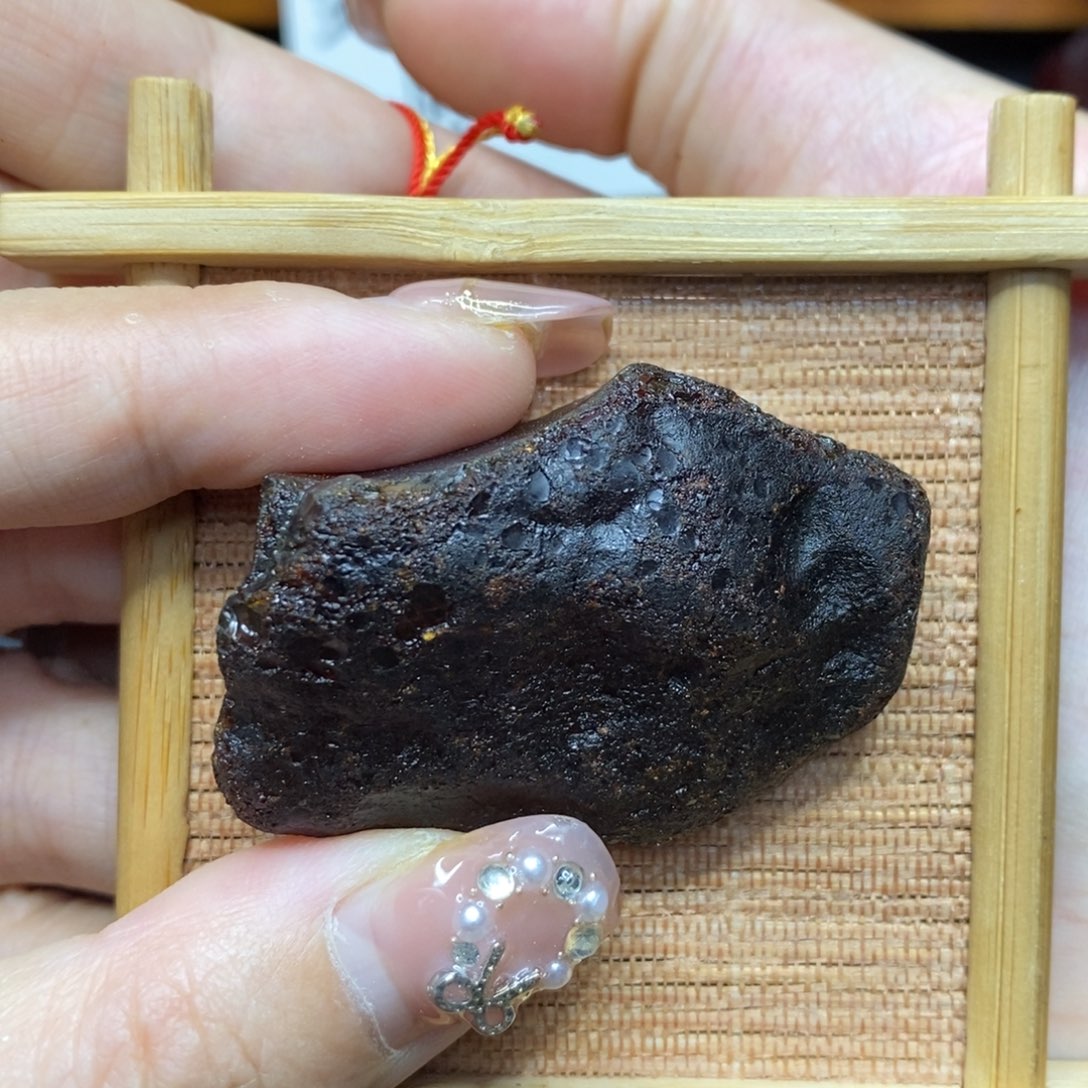 定制琥珀未镶嵌陈