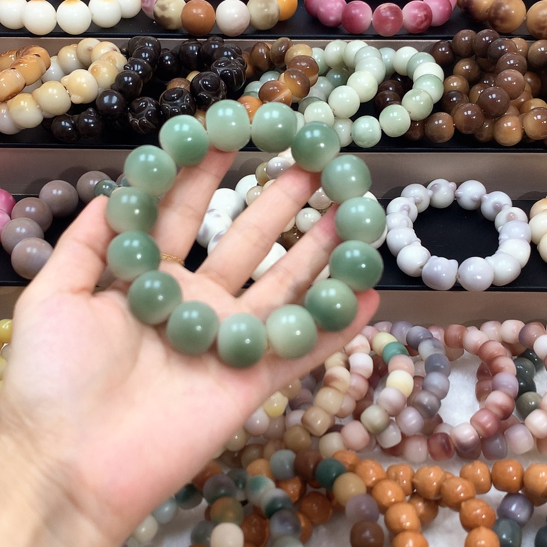 吊坠菩提根/象牙果卡18