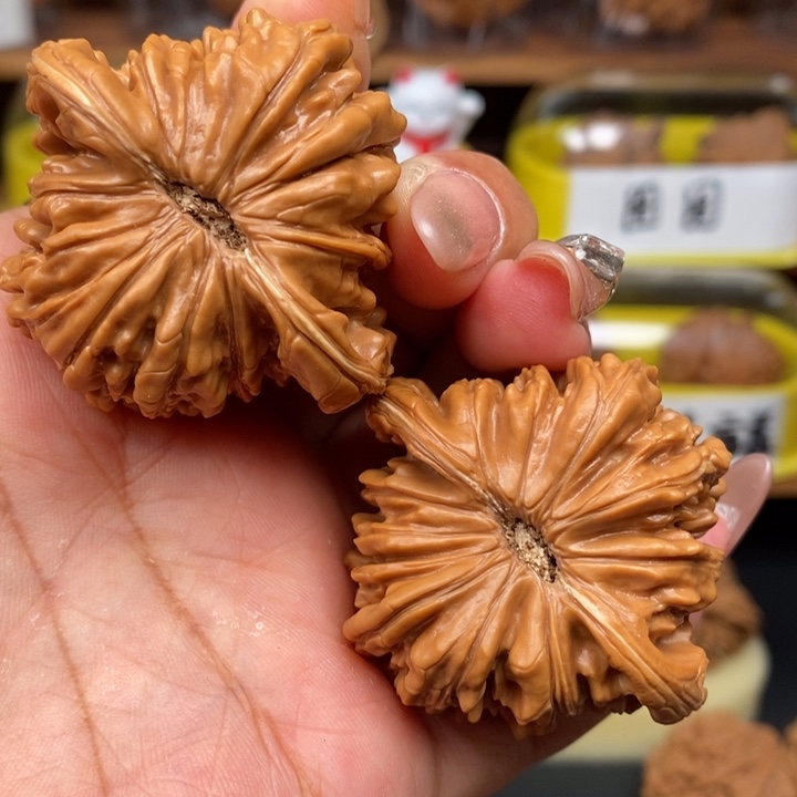 文玩核桃吊坠刀**乡48四座楼