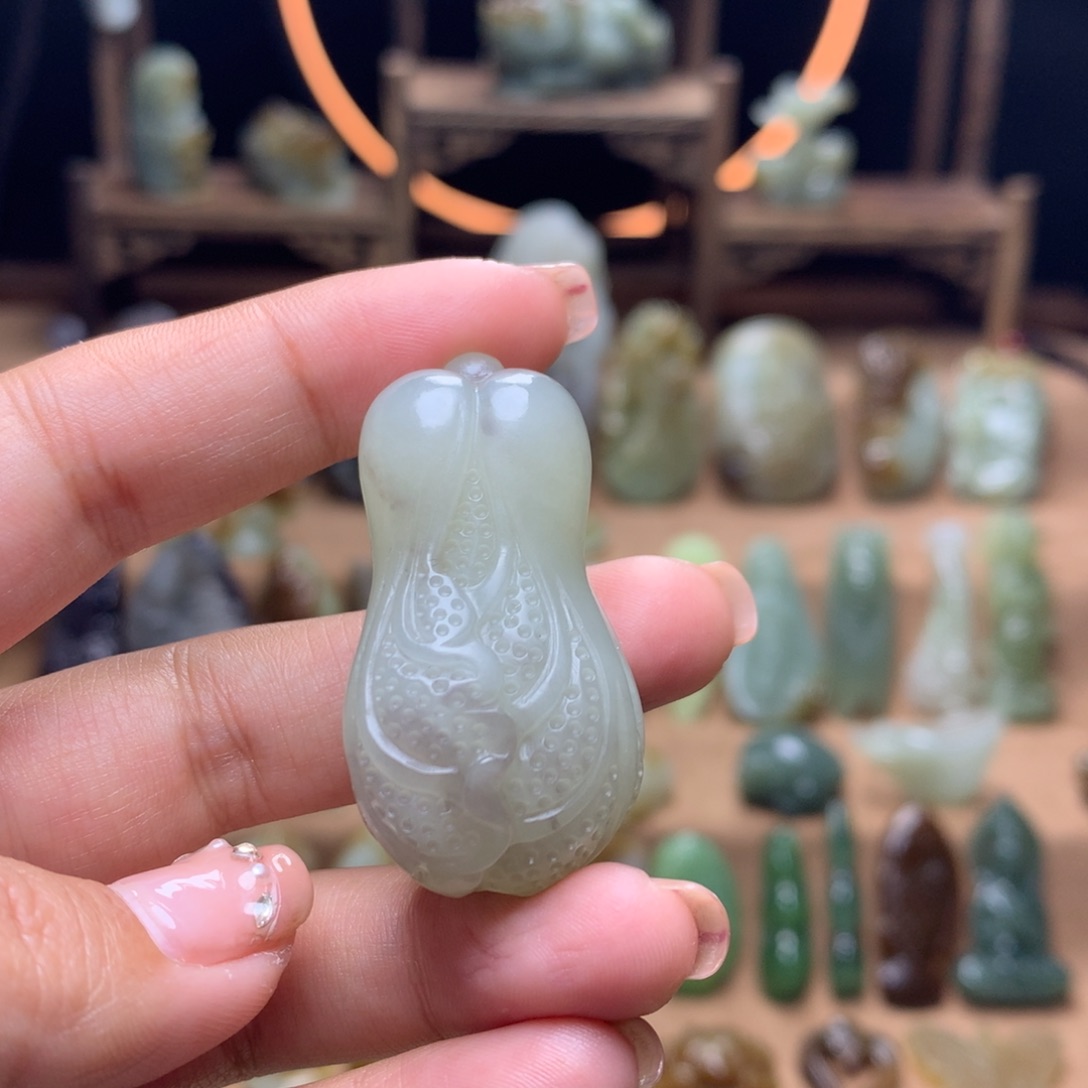 和田玉挂件未镶嵌