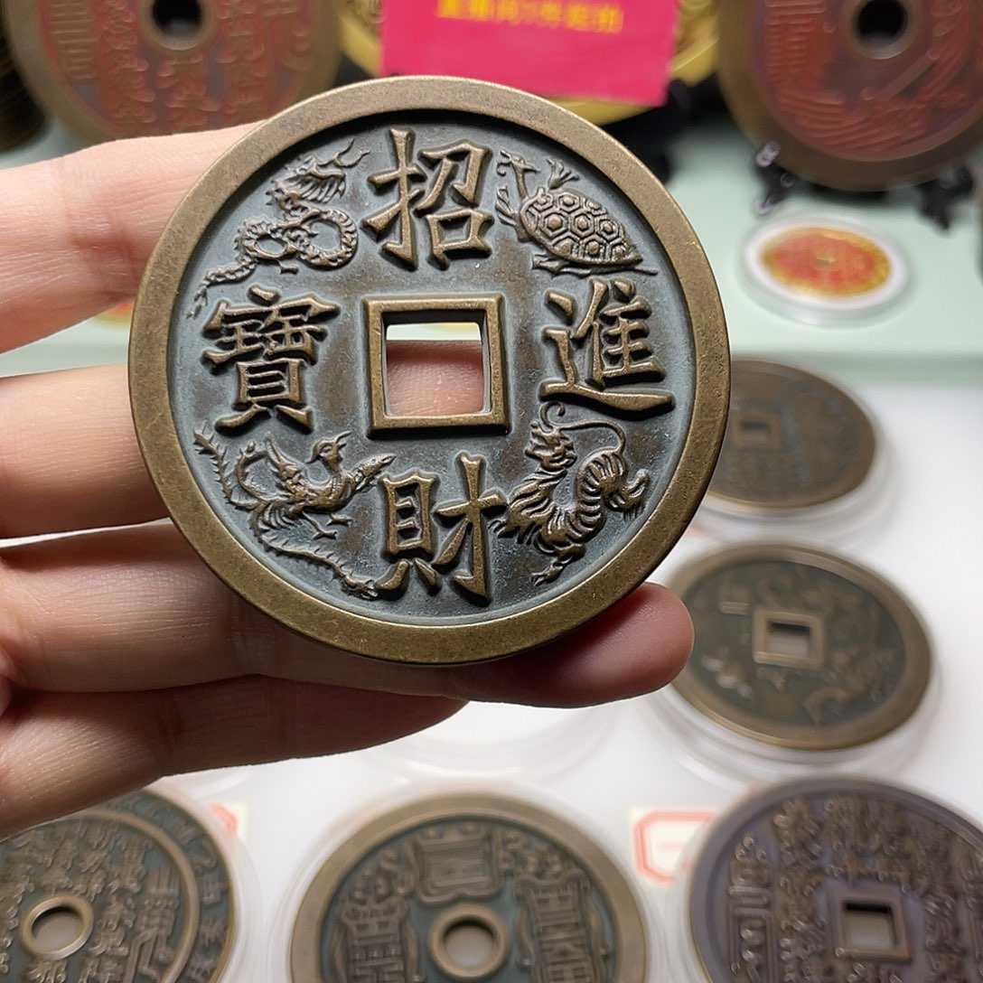 铜风磨铜材质，退役母钱（63.9mm)