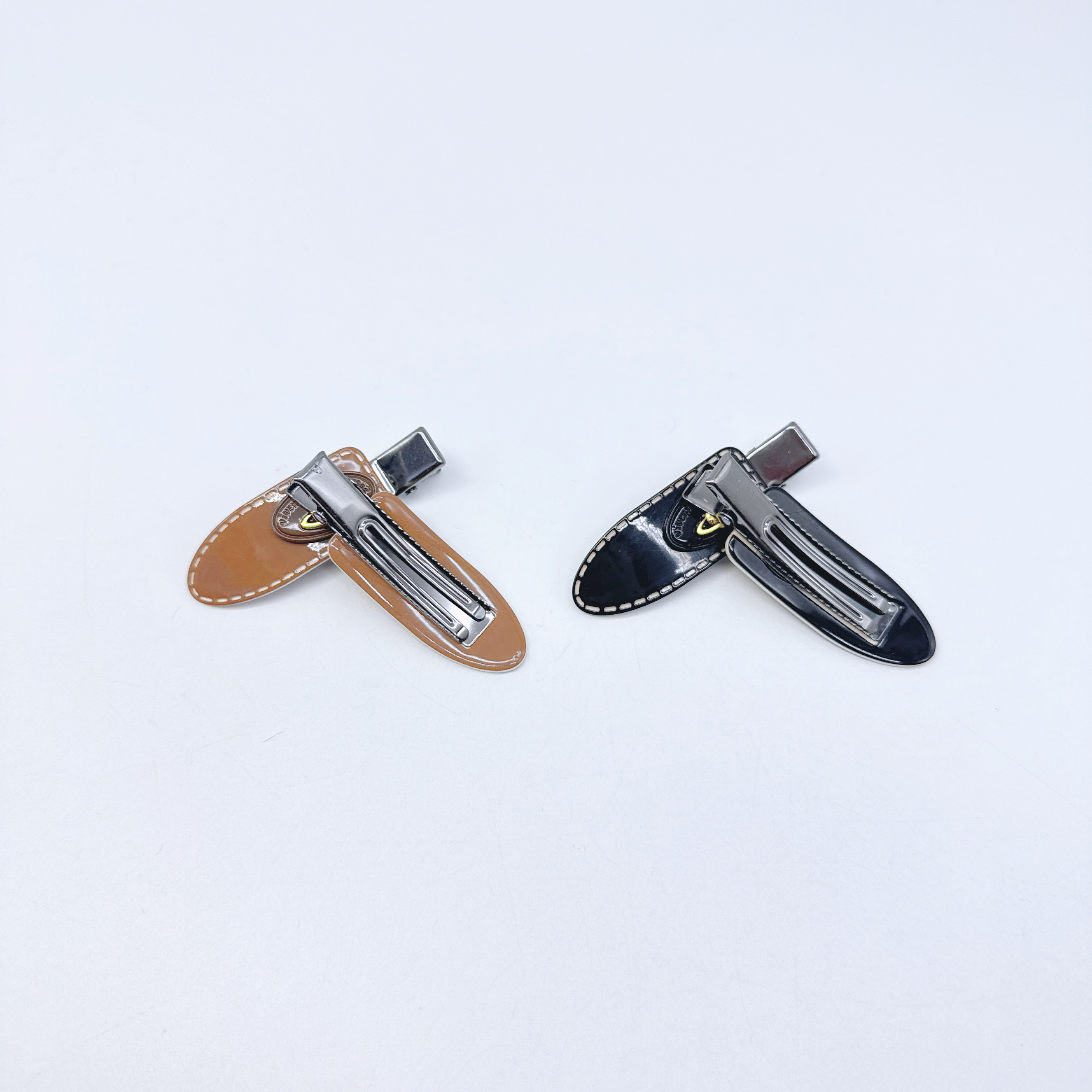 Mi33 描边星球无痕鸭嘴夹 Y59061I2-1