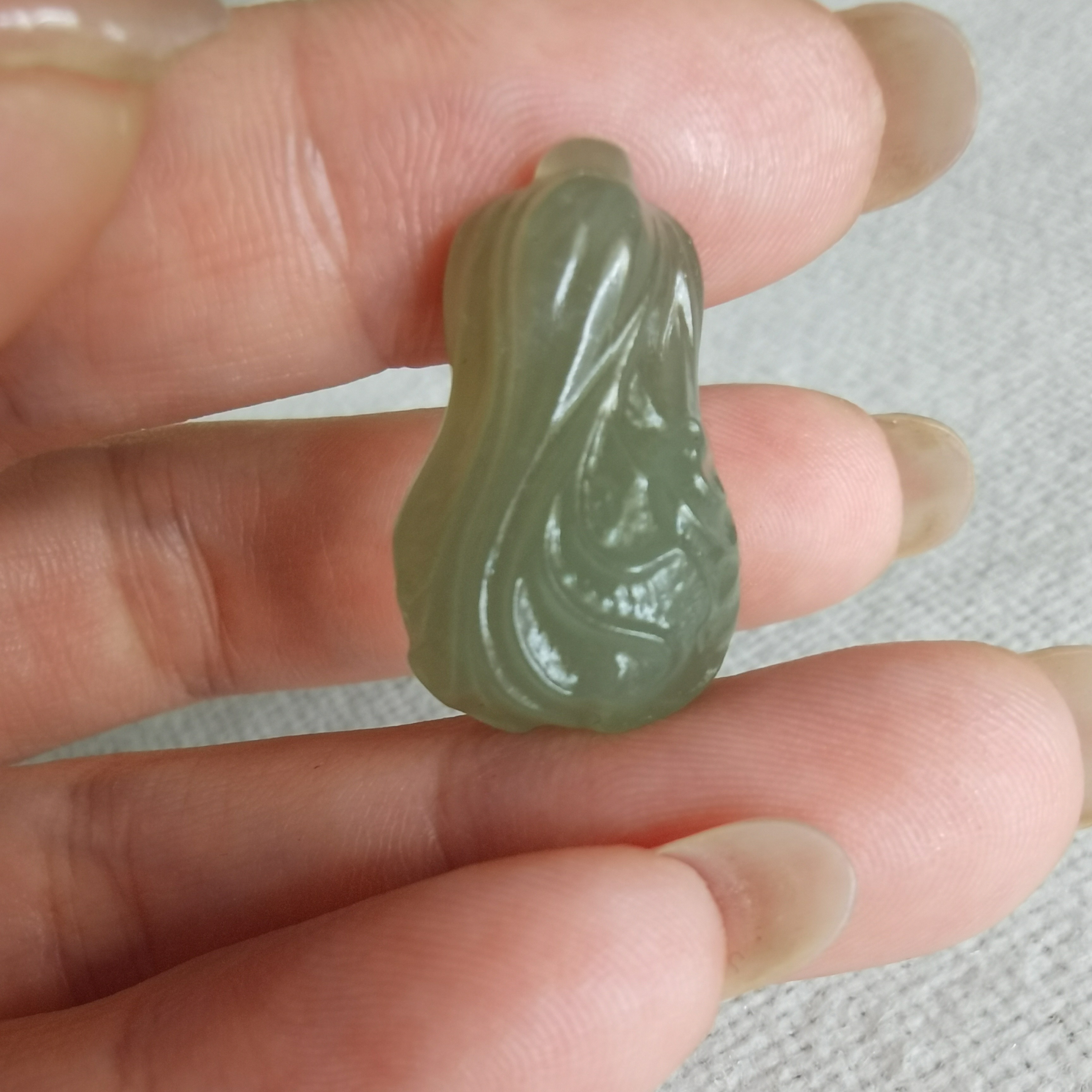 和田玉且青海料冰透白菜百财招财