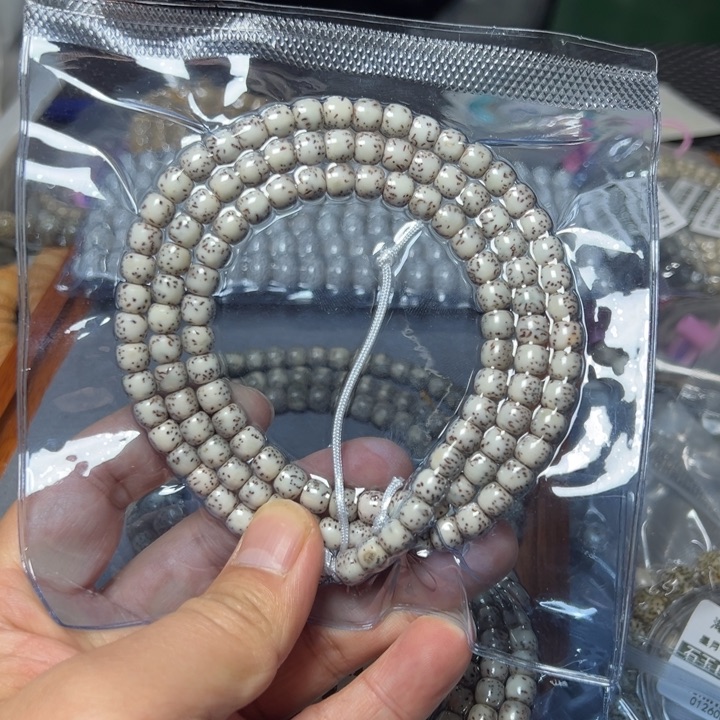 星月菩提手串河豚石玉料7×6老型108颗