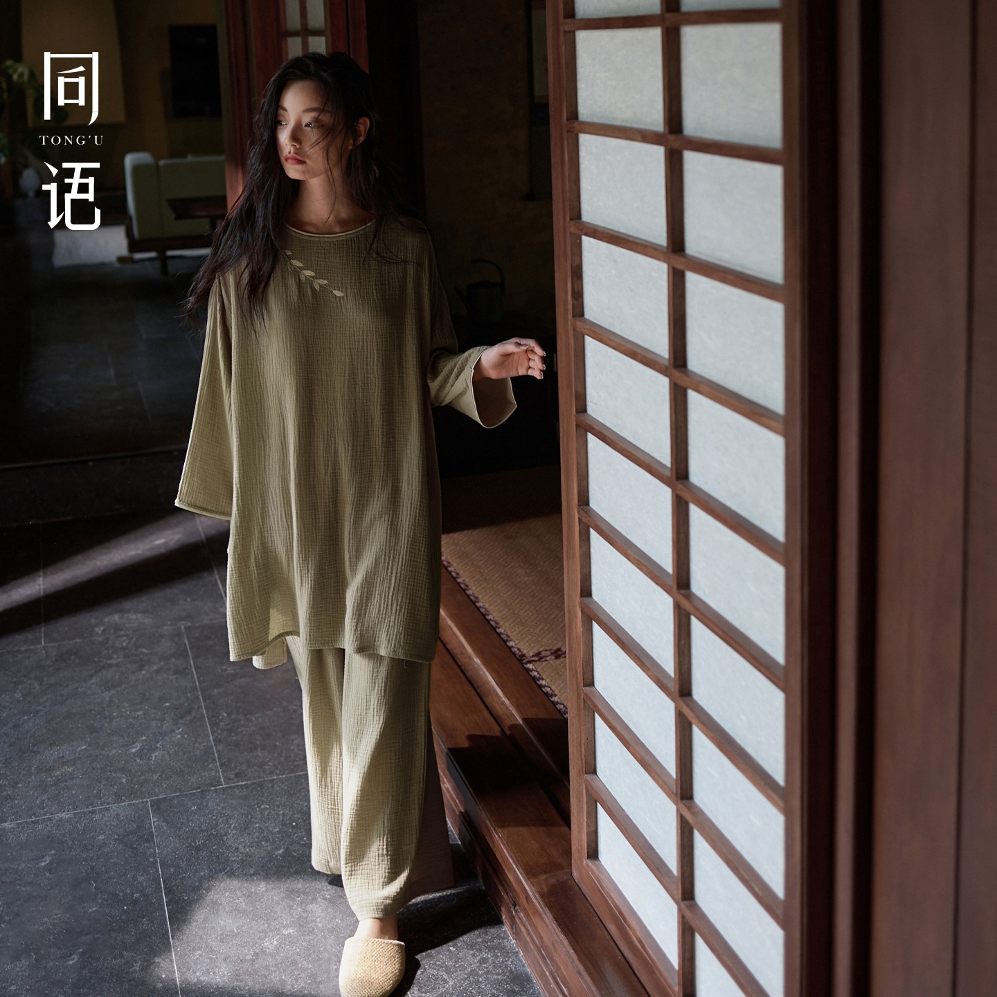 同语梭织纯棉睡衣女款2025春秋季家居服100全棉睡衣长袖套装秋冬