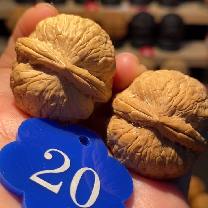 一***有木质类玲珑蛇皮球35尺寸