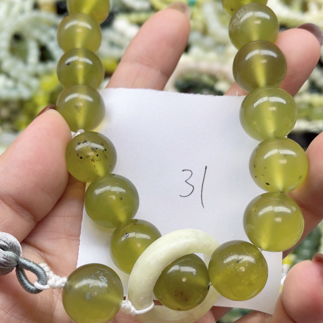 未镶嵌蛇纹石玉手链