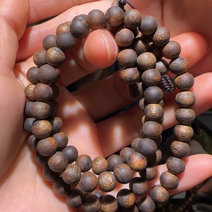 沉香手串透顶绿07链子21克+