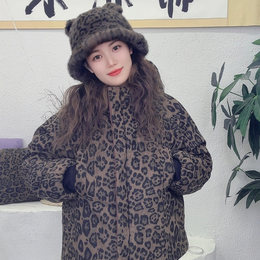 新款豹纹新疆棉加厚女士双面穿连帽保暖棉袄