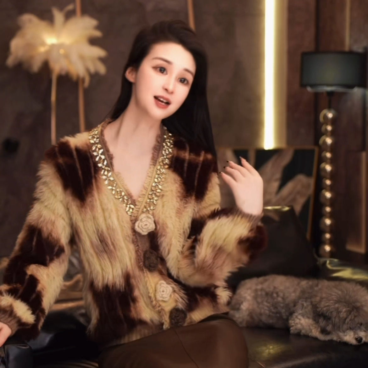 小香风山茶花水貂毛开衫 显贵穿搭 复古毛绒外套
