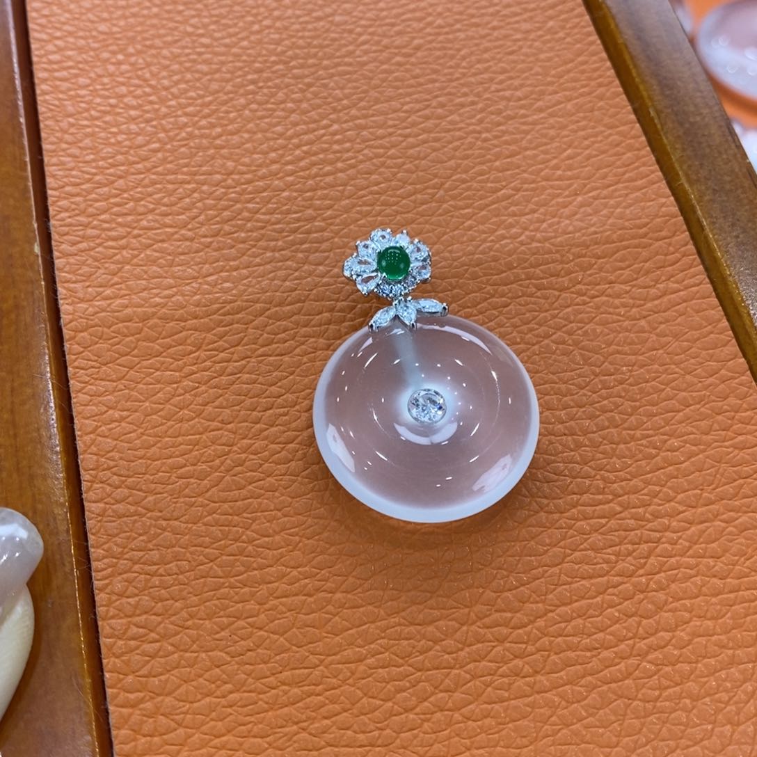 石英质玉吊坠(赠链)银S925镶嵌M*