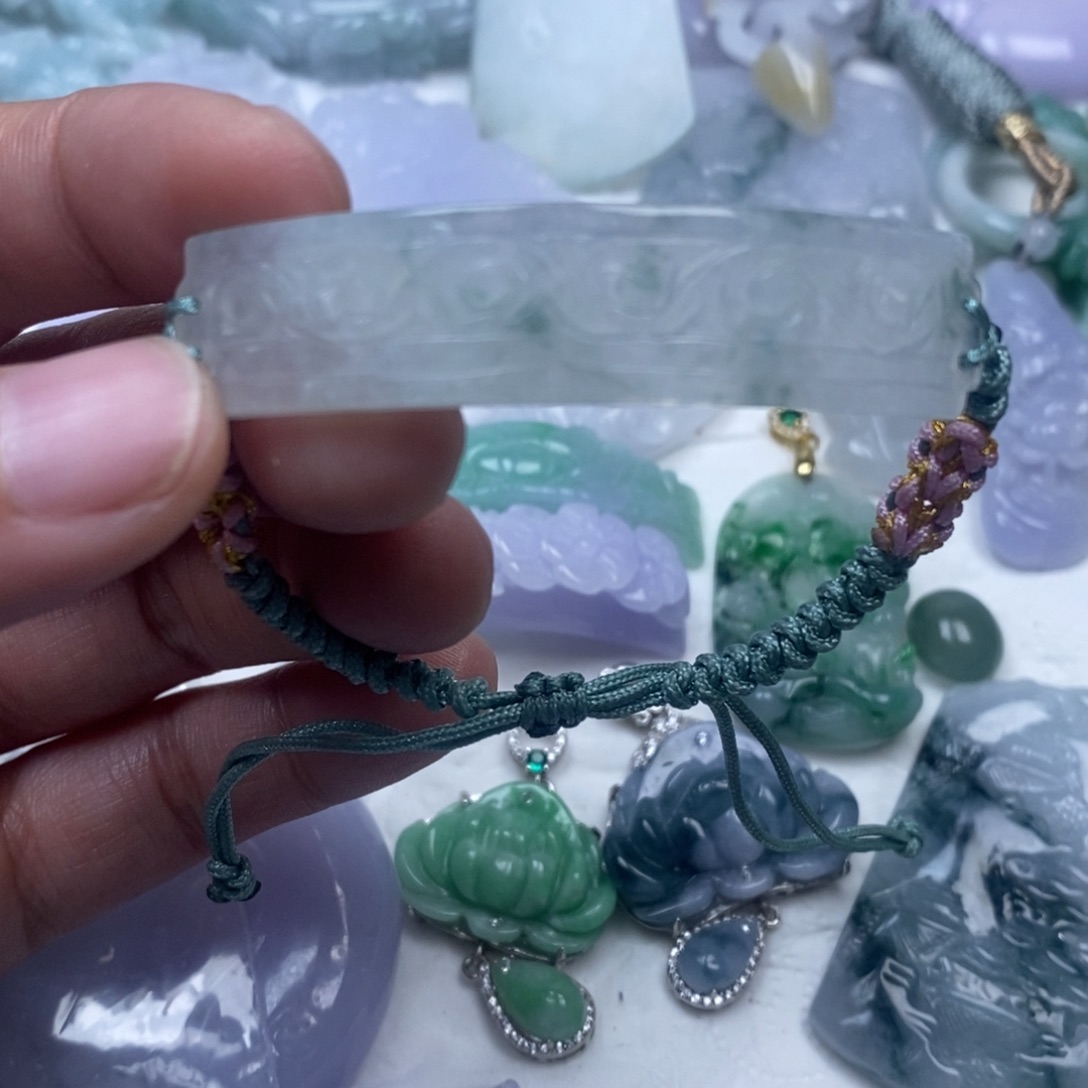 颈饰未镶嵌翡翠翡翠