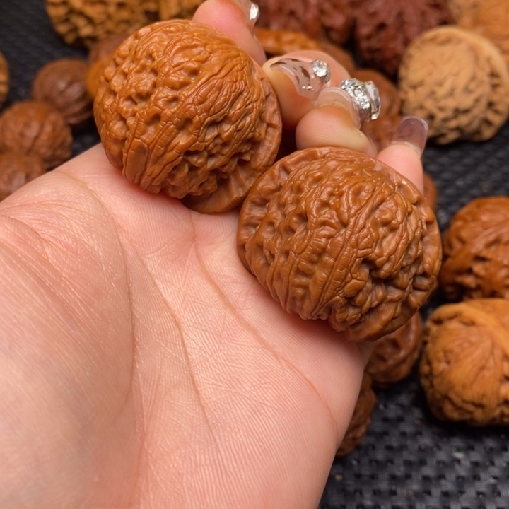 秦岭野生文玩核桃12