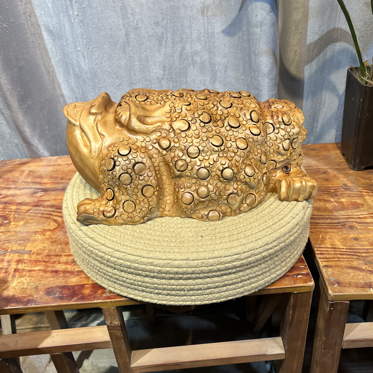 香樟木金蟾手工雕刻木雕摆件