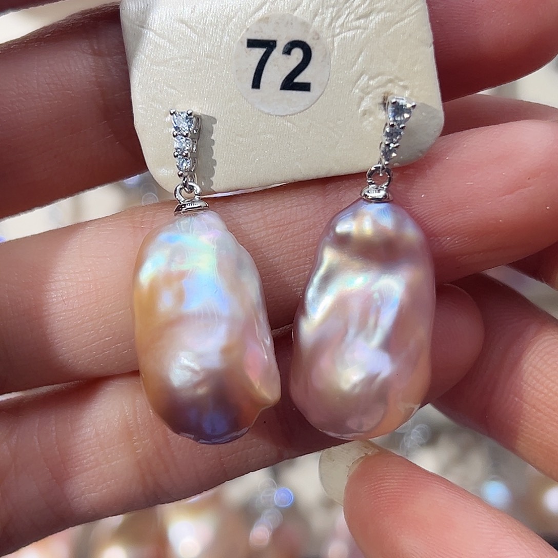 淡水珍珠耳饰未镶嵌