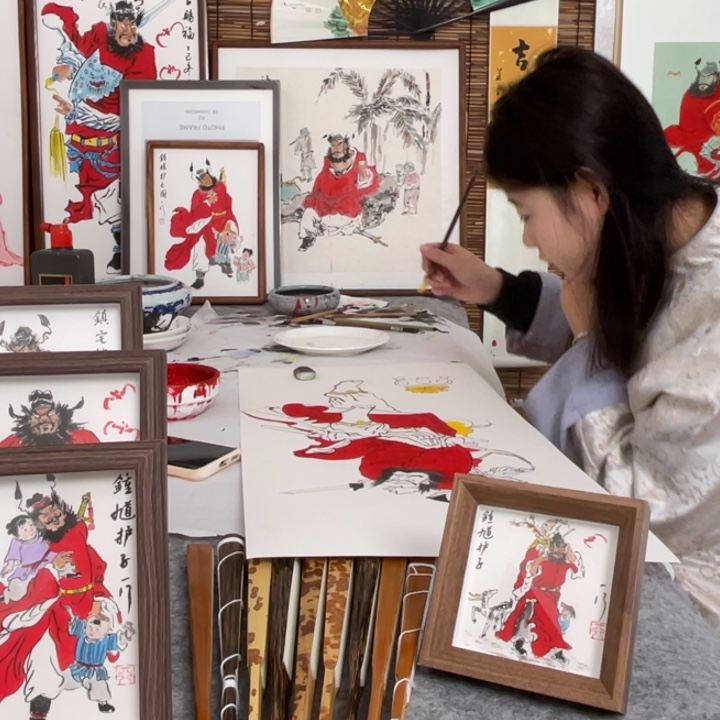 明***人国画李老师李老师框