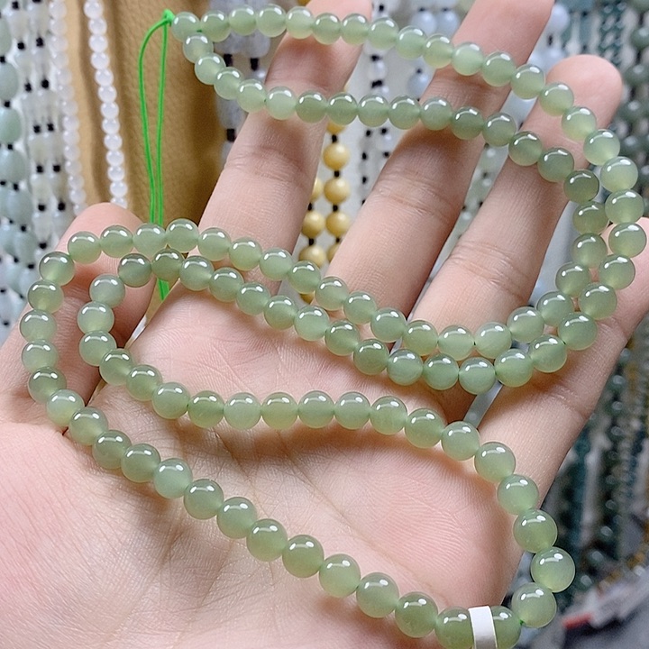 和田玉颈饰未镶嵌卡6