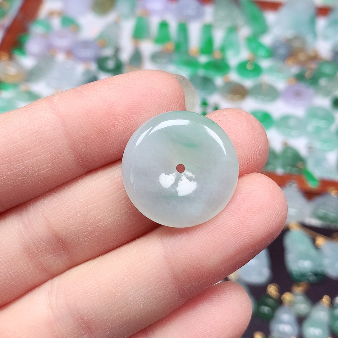 翡翠颈饰未镶嵌天然翡翠A货