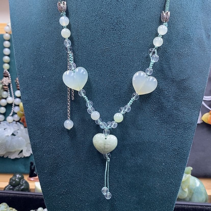 【闪购商品】未镶嵌蛇纹石玉吊坠