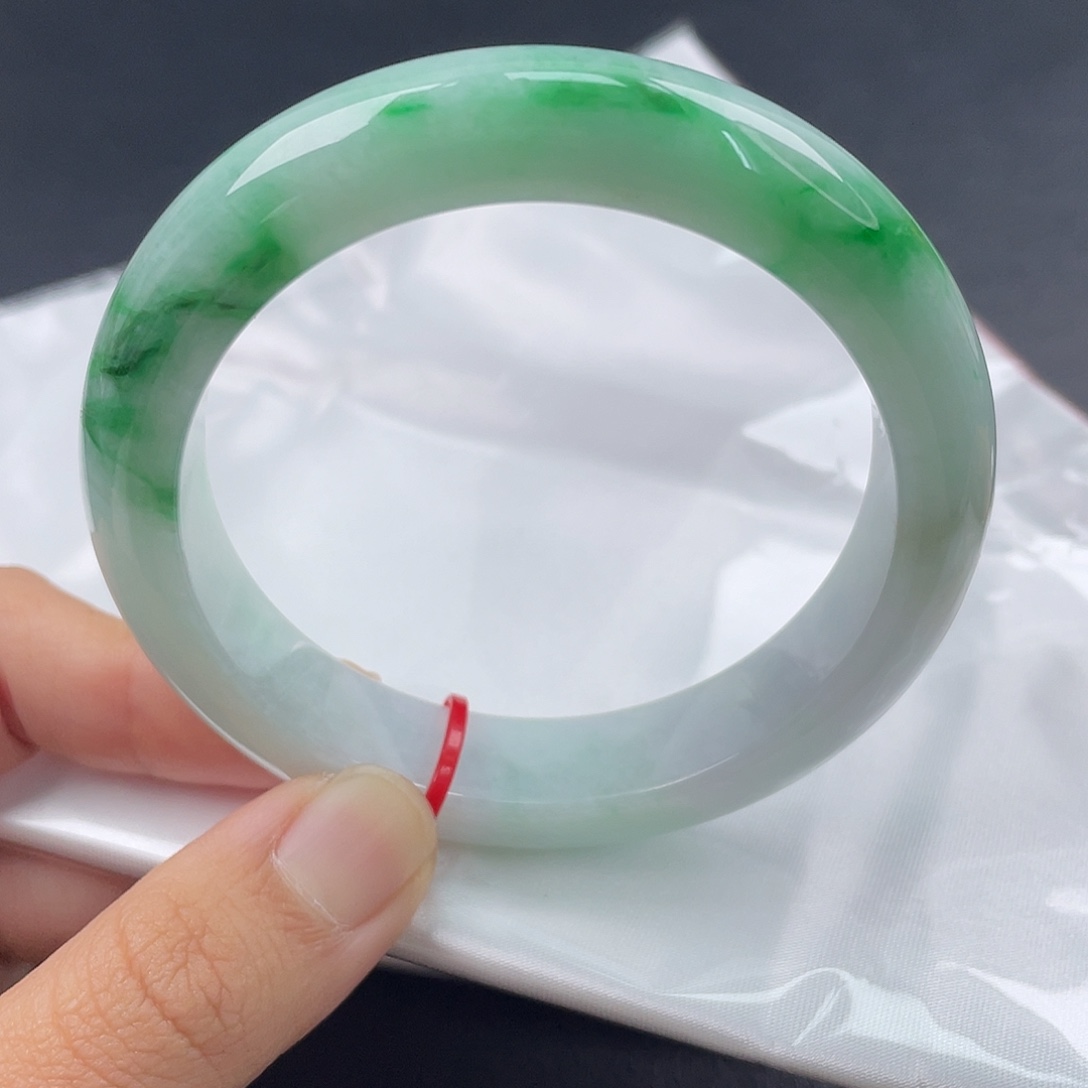 凤***飞翡翠未镶嵌手镯5758正圈