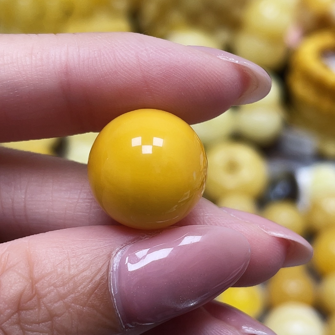 蜜蜡未镶嵌裸石15.8mm