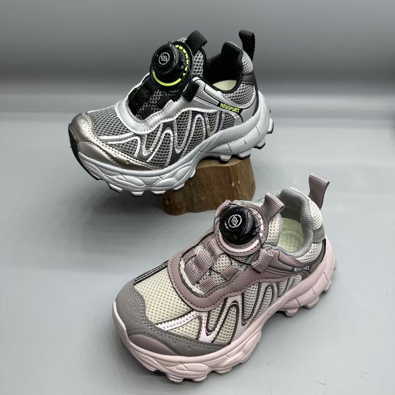 儿童童鞋双网旋转扣童鞋休闲鞋百搭时尚男童女童运动鞋511254