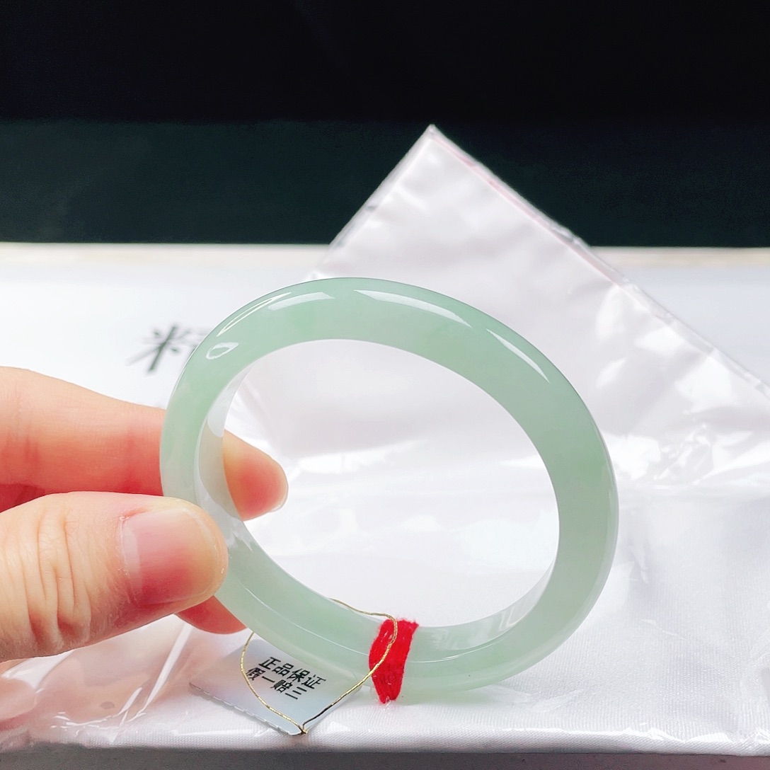 翡翠未镶嵌手镯（贵妃镯）53➕圈口