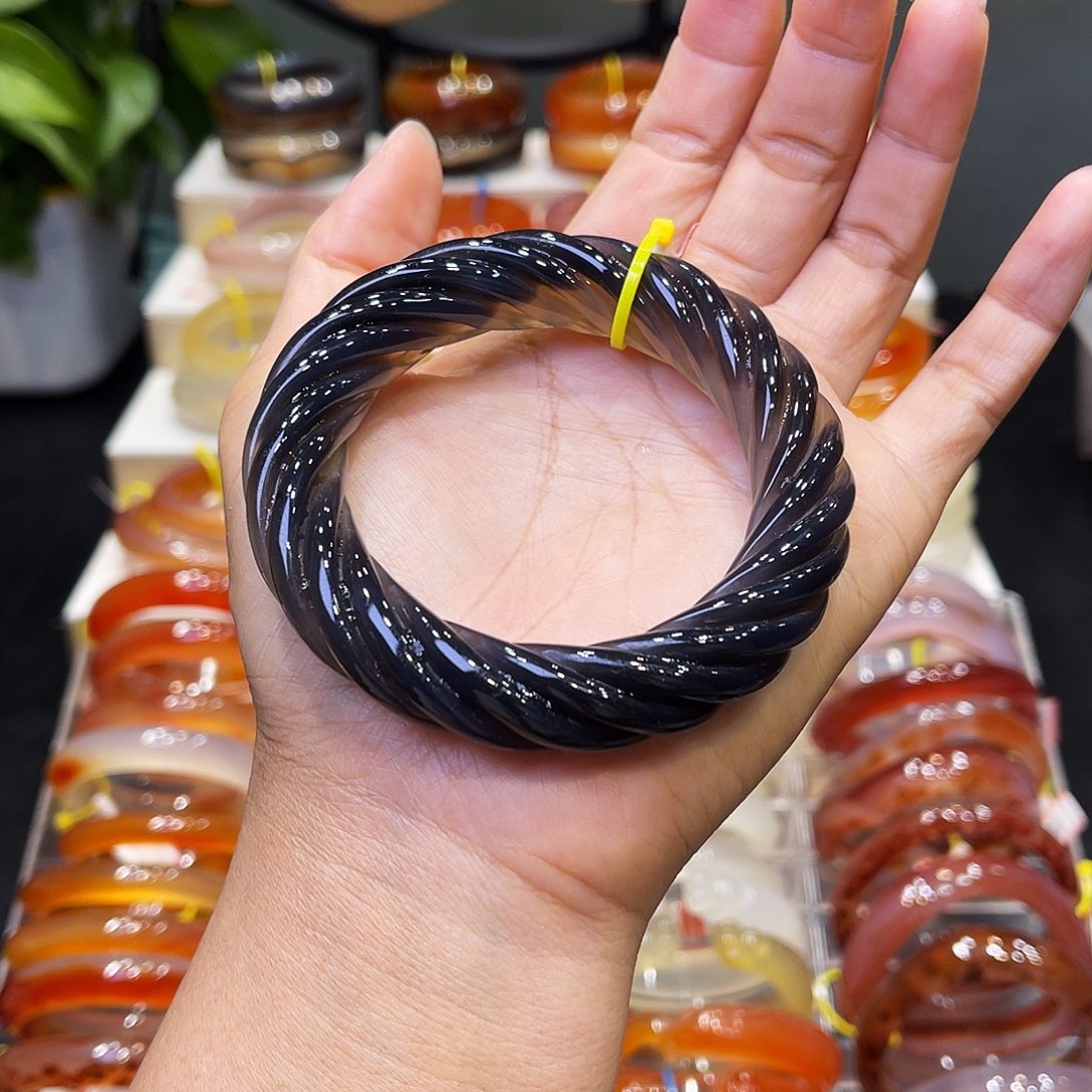 玛瑙/玉髓未镶嵌手镯