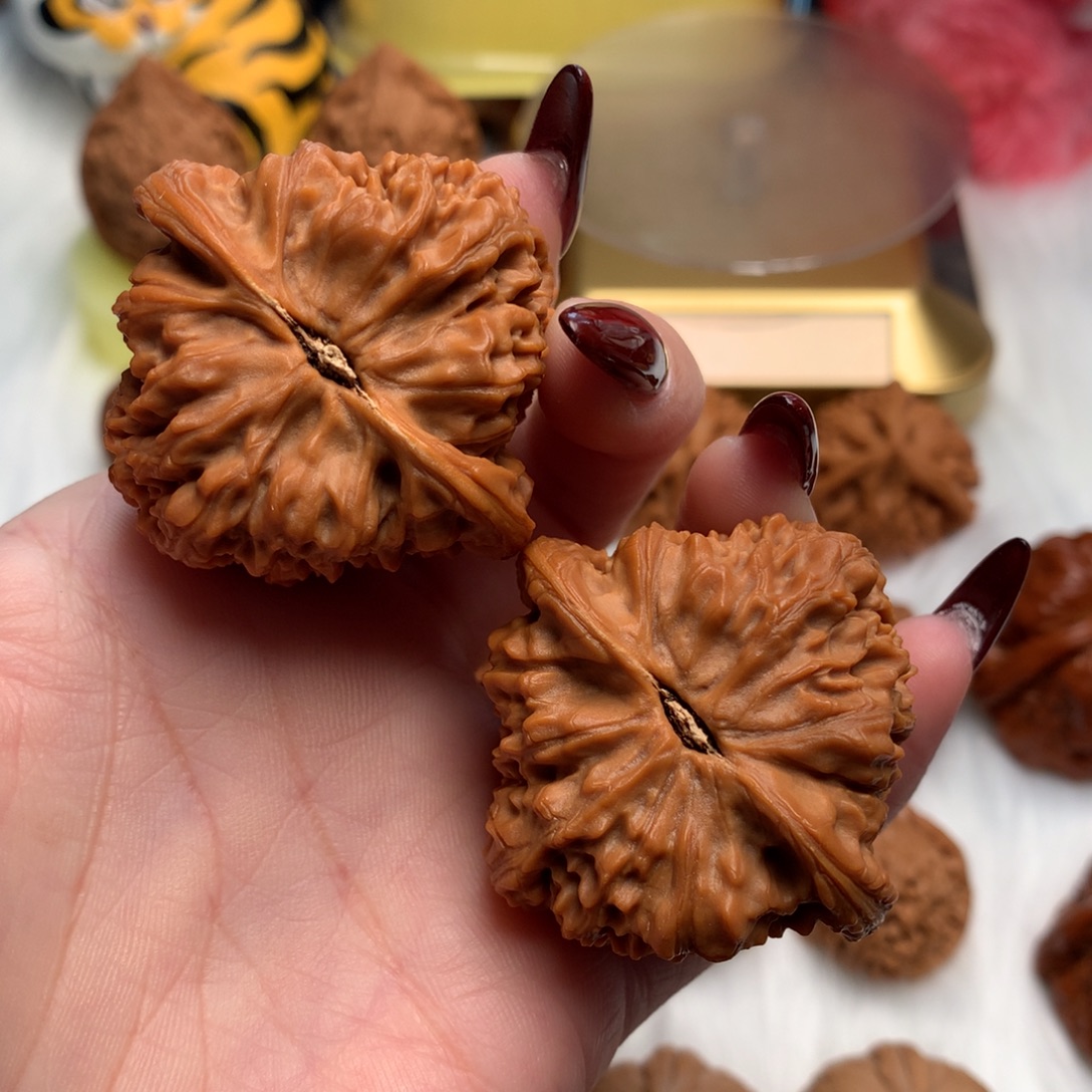 华***勇文玩核桃把件44毕业南疆