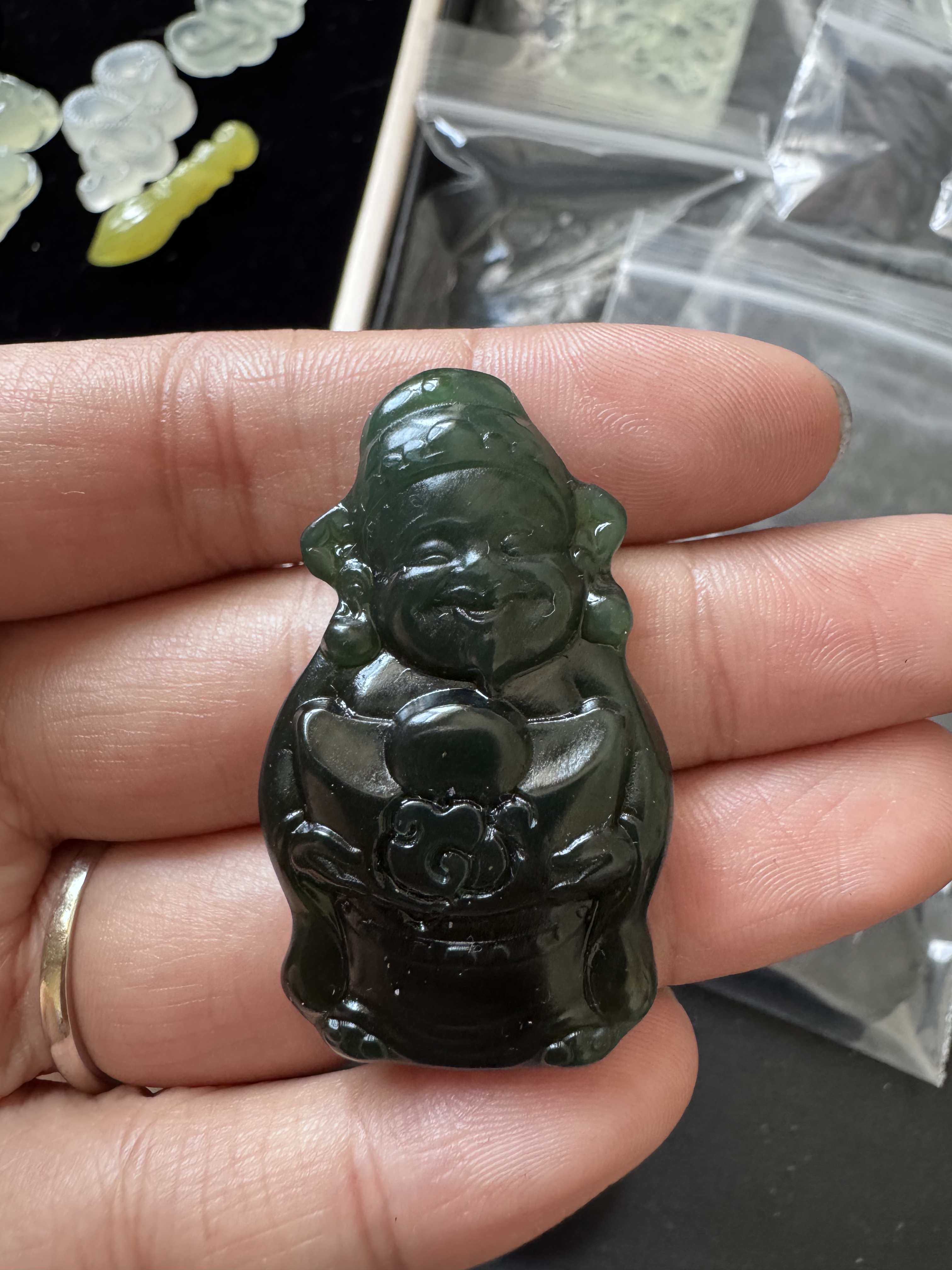 天然岫玉财神 挂件