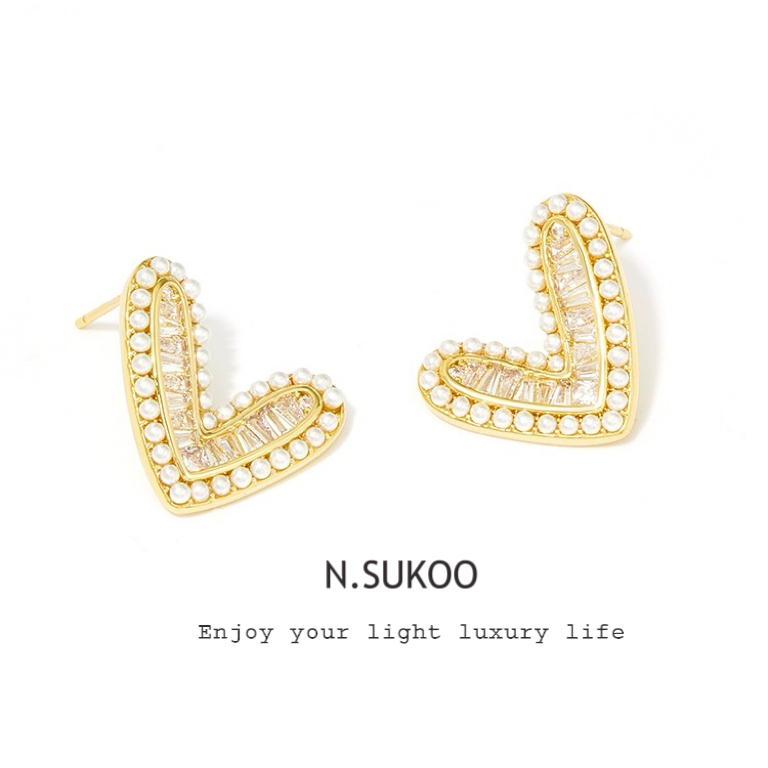 铜合金仿珍珠耳饰 E0382 时尚气质甜美爱心减龄精致简约百搭耳钉