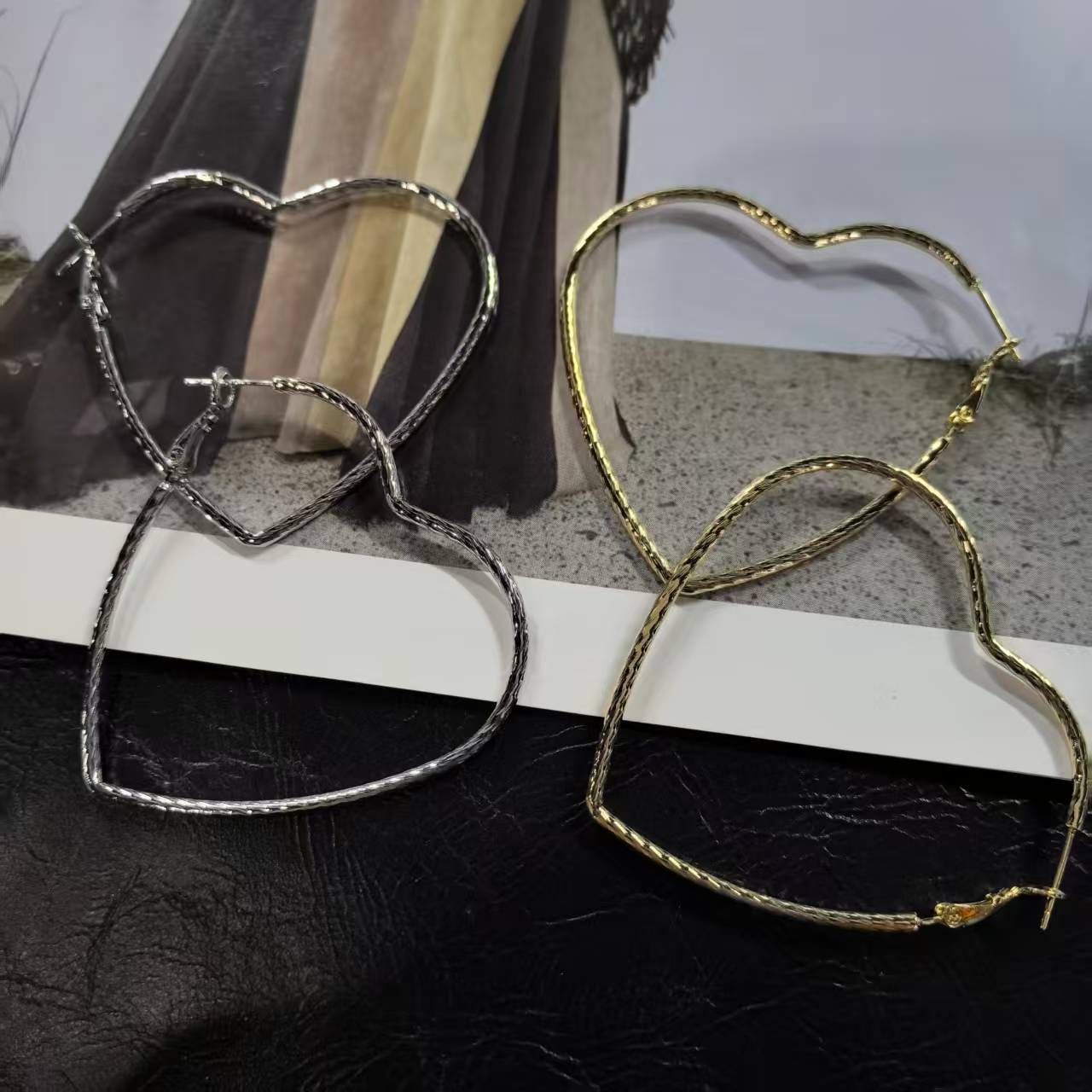 铜合金耳饰 925银针爱心时尚夸张设计感-闪光螺旋大爱心耳环1183