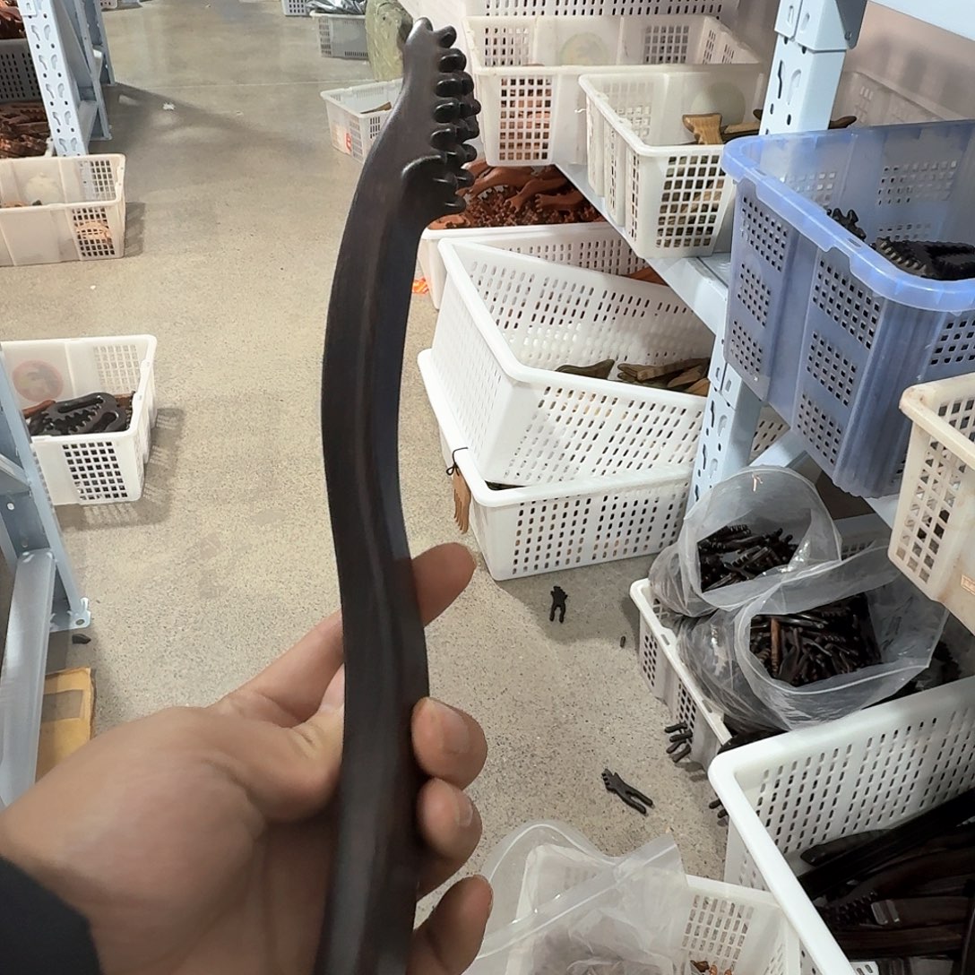 紫光檀长款痒痒耙微瑕