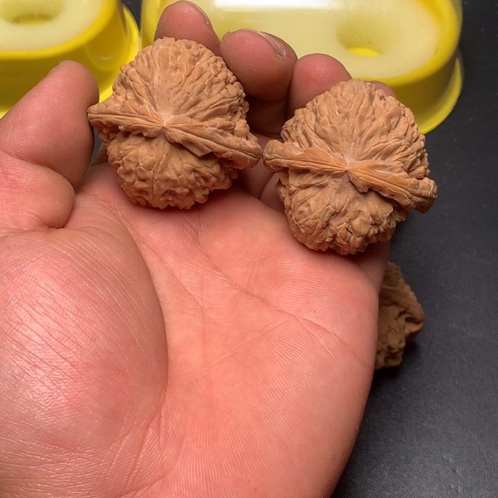 文玩核桃把件42白狮子12