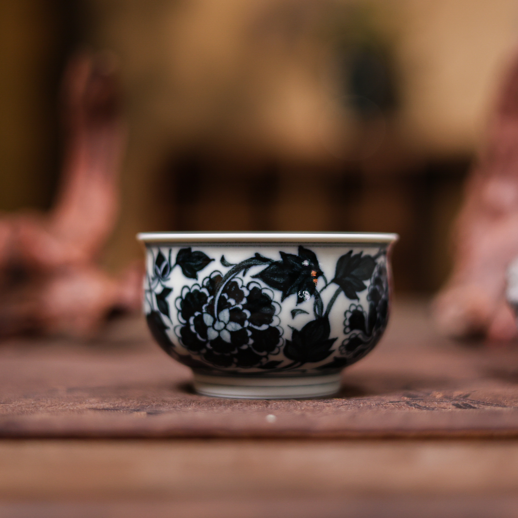 【好物】二号釉青花四项牡丹卢士杯（EHY-B-004）